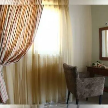 Lithies & Otel Koríthion
